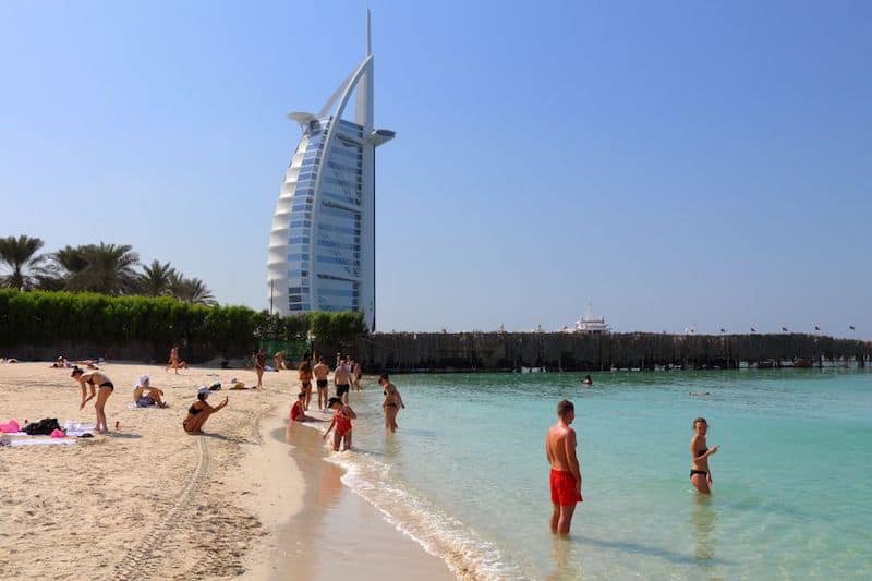 Cuándo se puede ir a la playa en Dubái