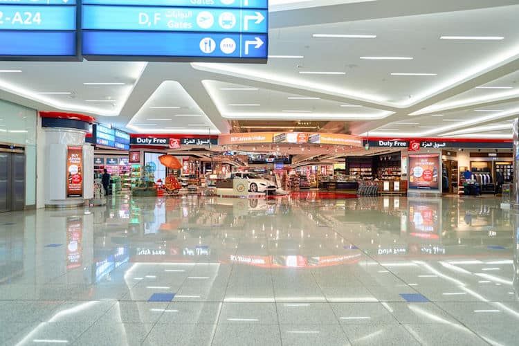 Hacer compras en la terminal 3 del aeropuerto de Dubái