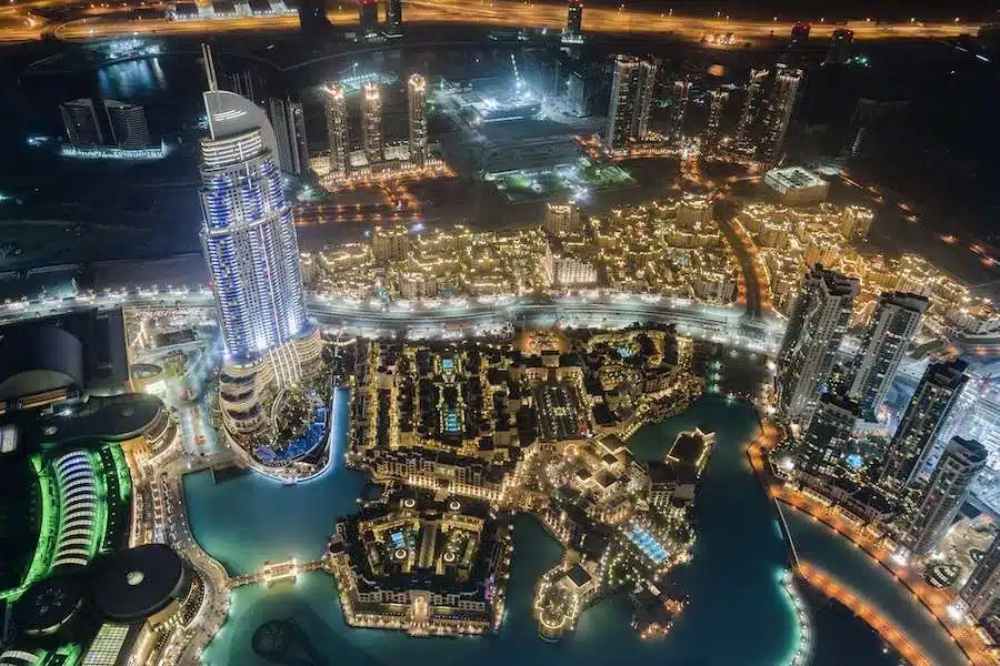 La hermosa vista desde el Burj Khalifa, Dubái